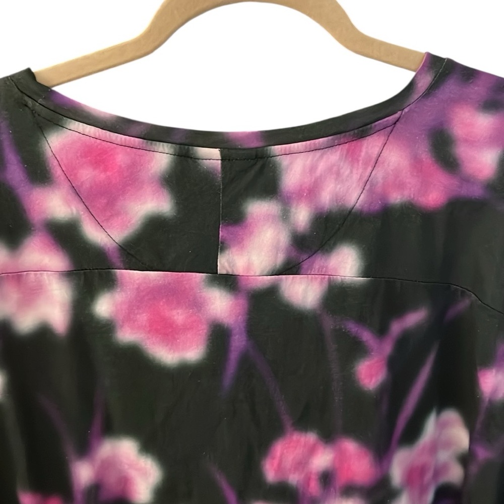 Dries Van Noten Black Tee with Pink Floral Print - Picture 7 of 10